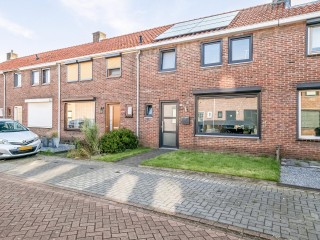  Bernhardstraat 34 in Terneuzen