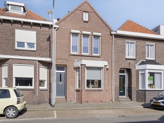 Burgemeester Geillstraat  Burgemeester Geillstraat 42 in Terneuzen